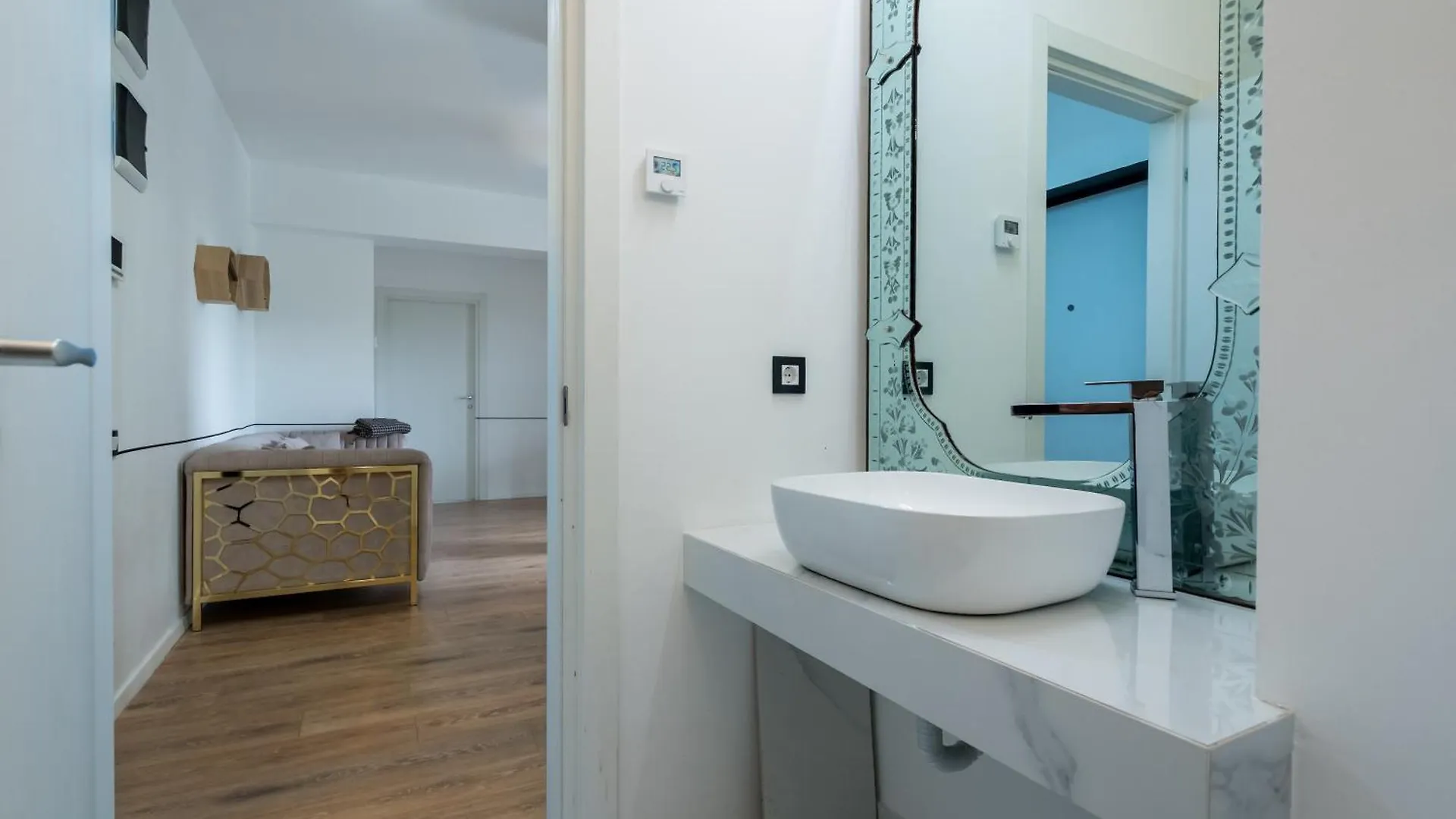 The Swing - 2Br Apartment Βουκουρέστι 0*,