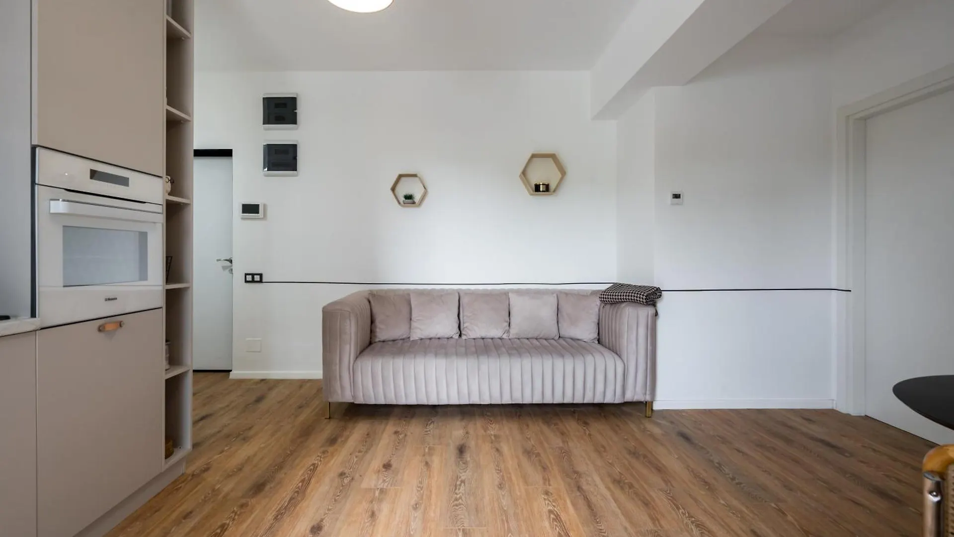 The Swing - 2Br Apartment Βουκουρέστι 0*,  Ρουμανία